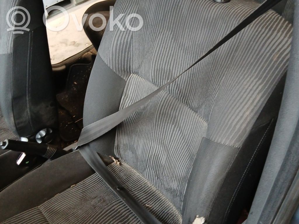 Dacia Logan I Cinturón delantero 