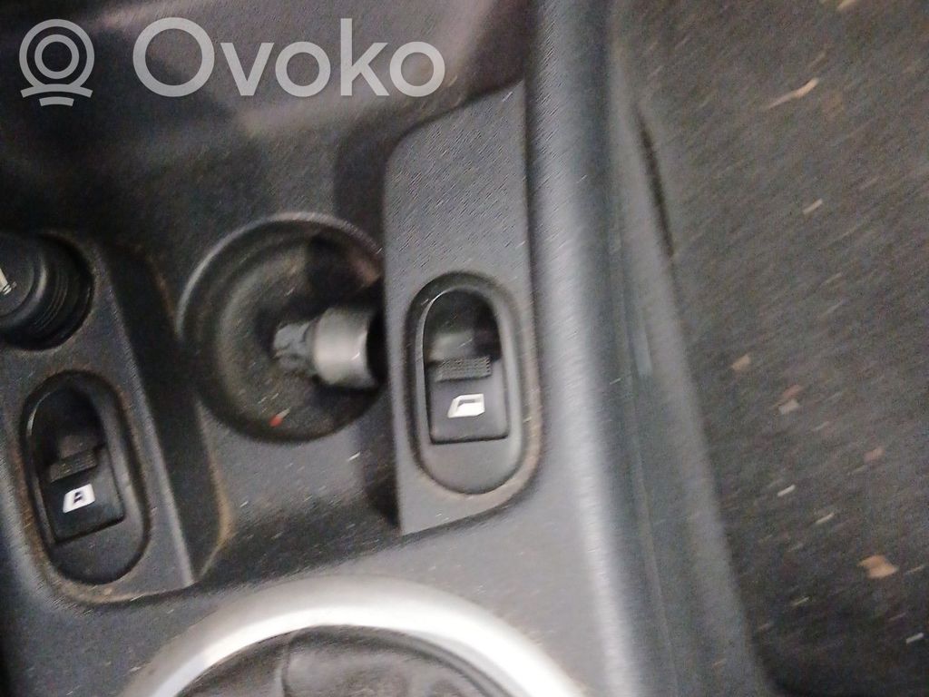 Citroen C3 Interruptor del elevalunas eléctrico 