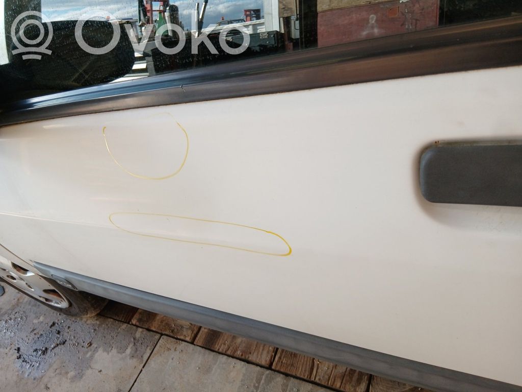 Renault Clio I Durvis 