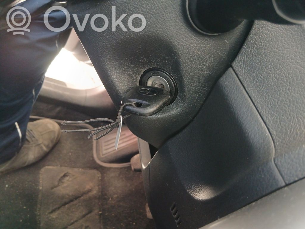 Toyota Verso Užvedimo spynelė 