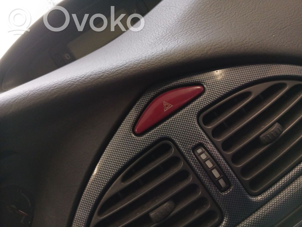 Citroen C5 Hazard light switch 