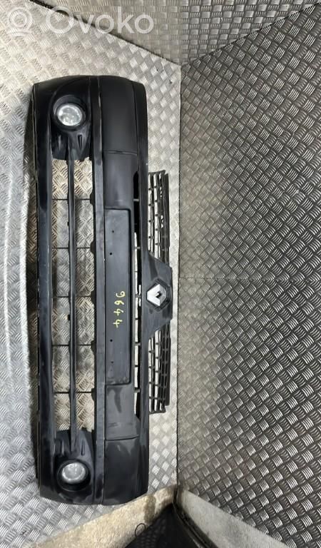 Renault Clio II Priekinis bamperis 
