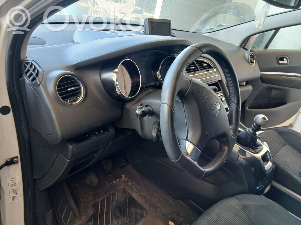 Peugeot 5008 Panel de instrumentos 