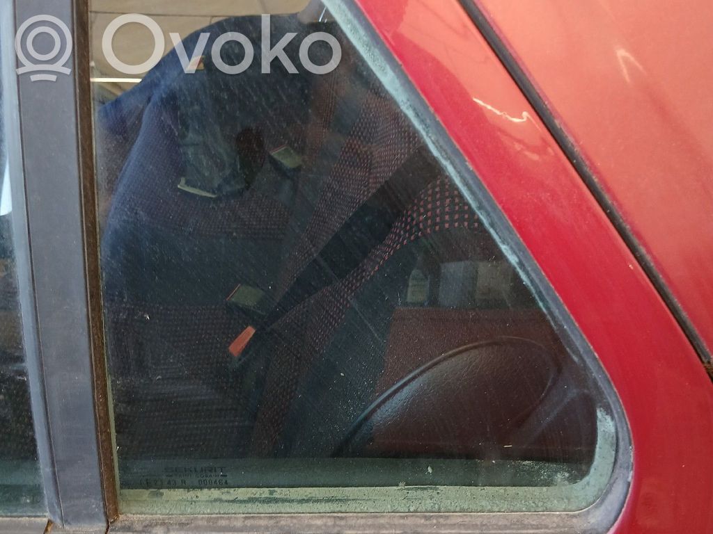 Peugeot 106 Ventanilla de ventilación de la puerta trasera 