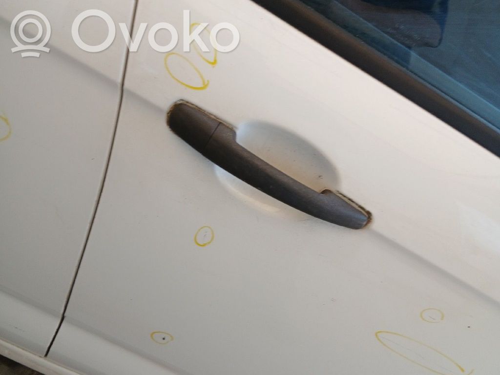 Citroen C3 Дверь 