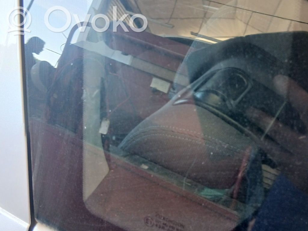 Szyba karoseryjna tylna   DD10639509E