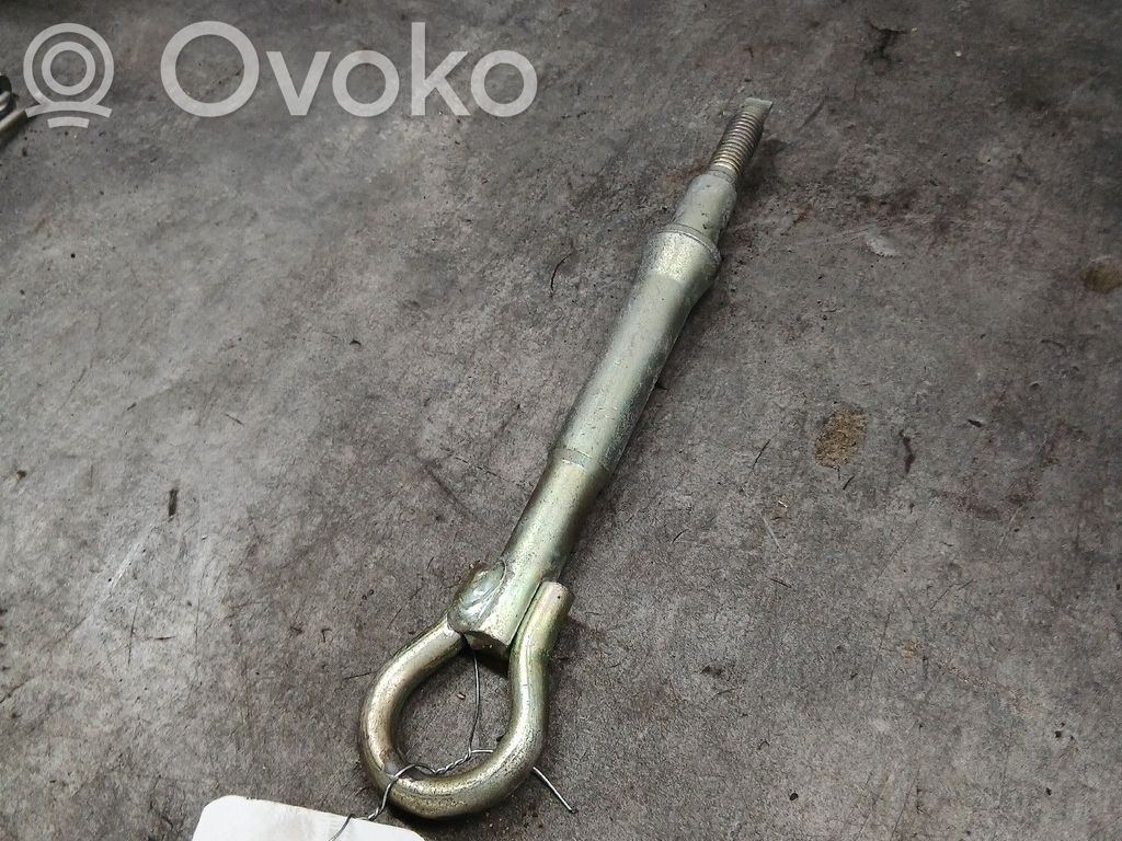 Citroen C4 I Anillo de remolque 
