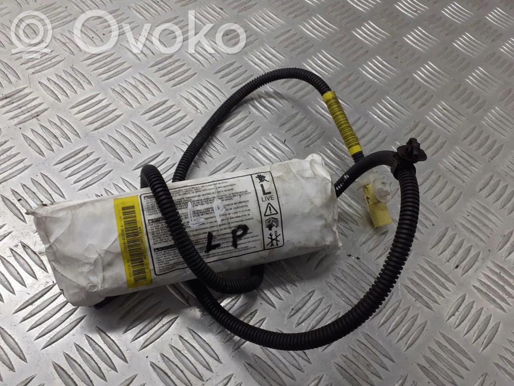 Toyota Corolla E120 E130 Vairo oro pagalvė 