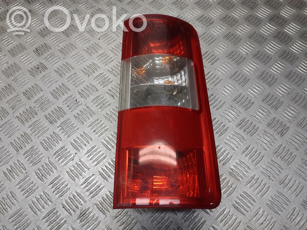 Rear/tail lights   BRAK