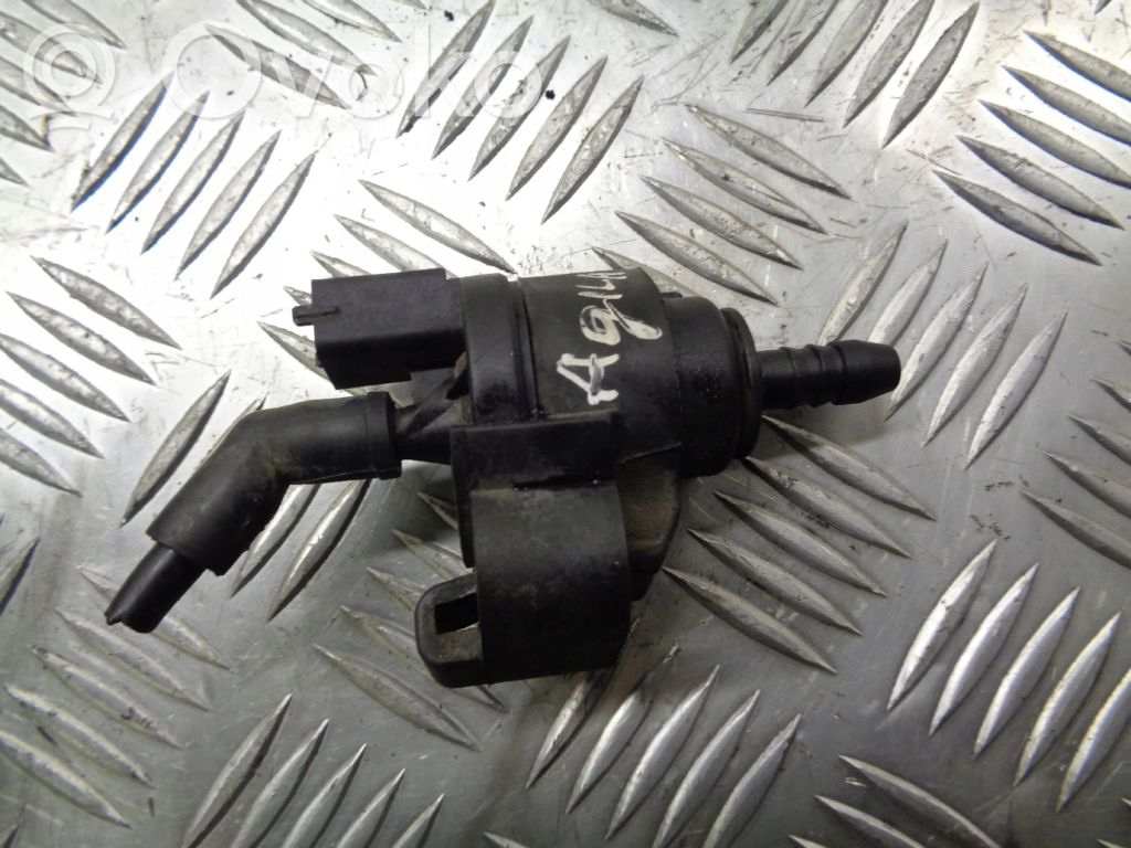 Válvula de vacío   9205571
