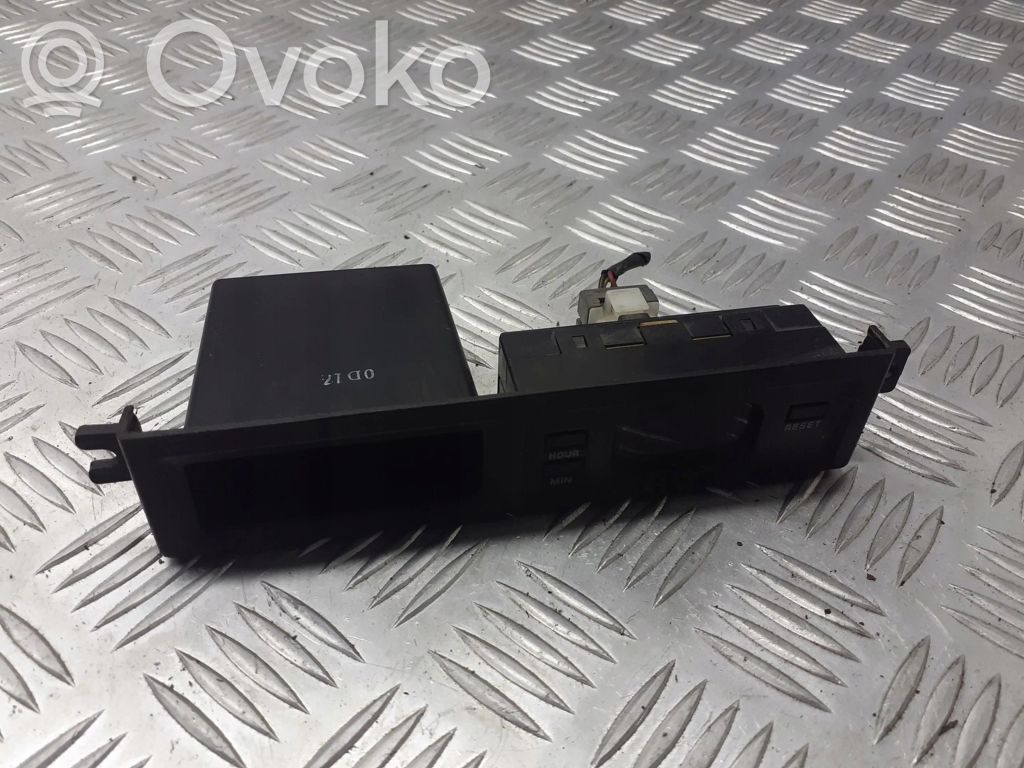 Kello   OK2C255710
