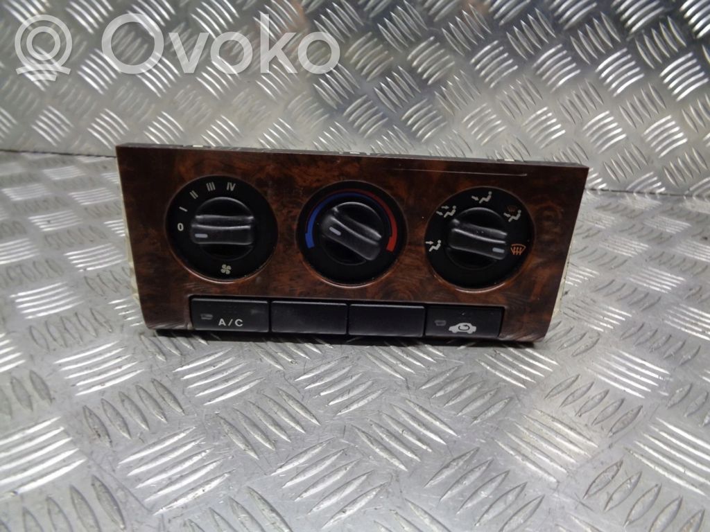 Interior fan control switch   JFC102030
