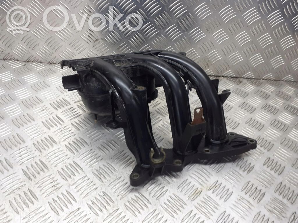 Daihatsu Cuore Kolektorius įsiurbimo 