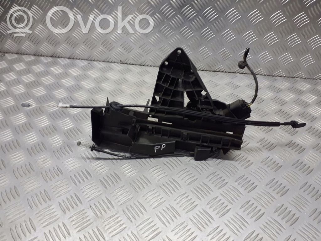 Ford Focus Front door lock 
