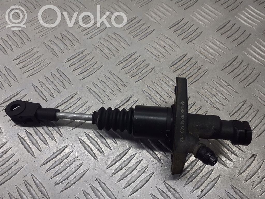 Opel Astra H Pomocniczy cylinder łożyska wciskowego sprzęgła 