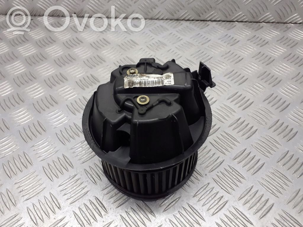 Renault Modus Silniczek dmuchawy drzwi 