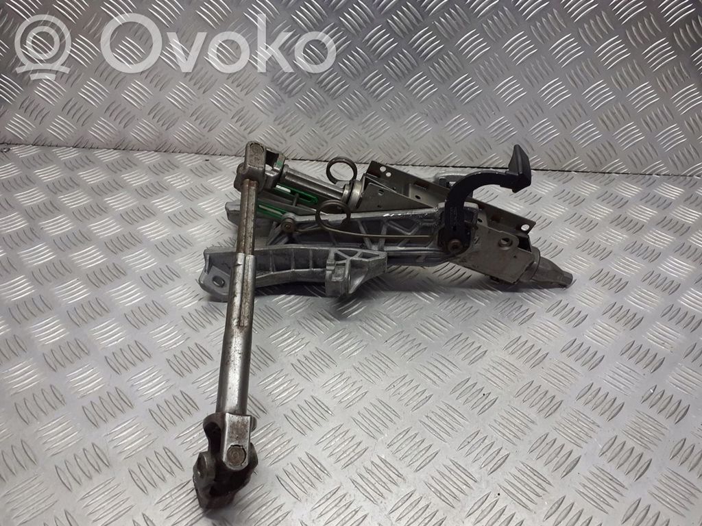 Volvo V50 Takaohjauspylväs 