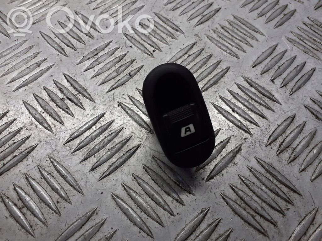 Interruptor del elevalunas eléctrico   96401469XT