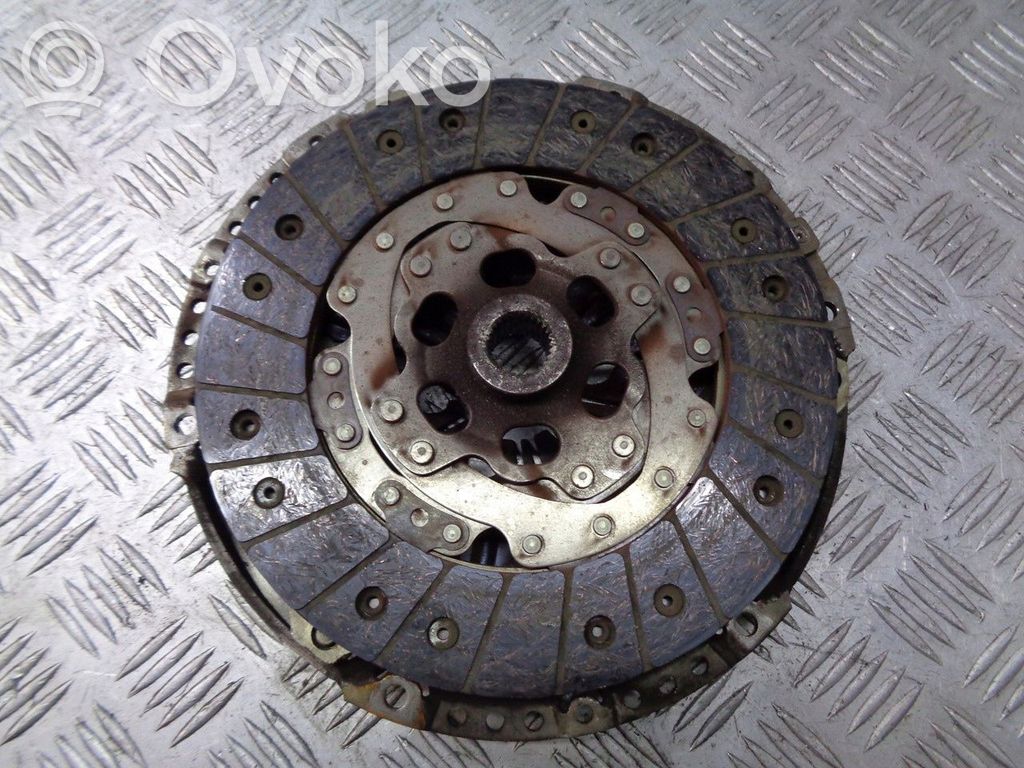 Volkswagen PASSAT B6 Kit ambreiaj 