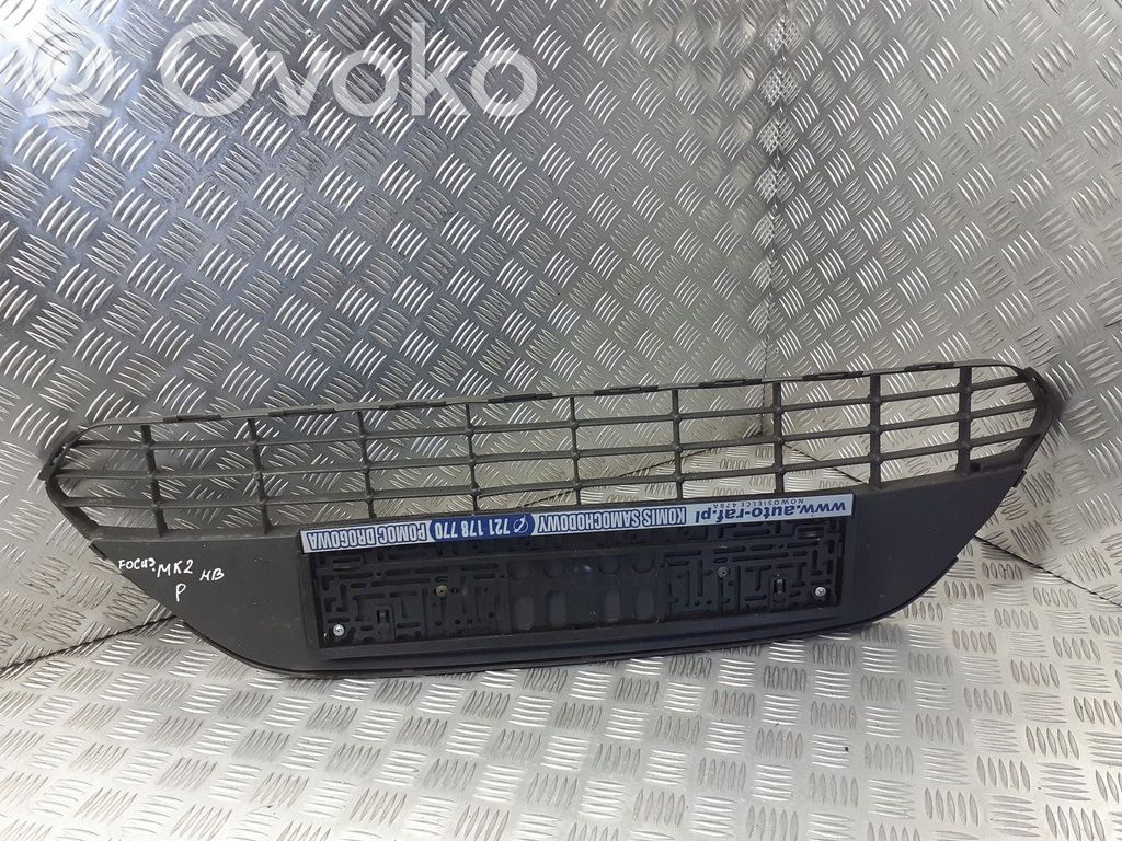 Ford Focus Kratka dolna zderzaka przedniego 