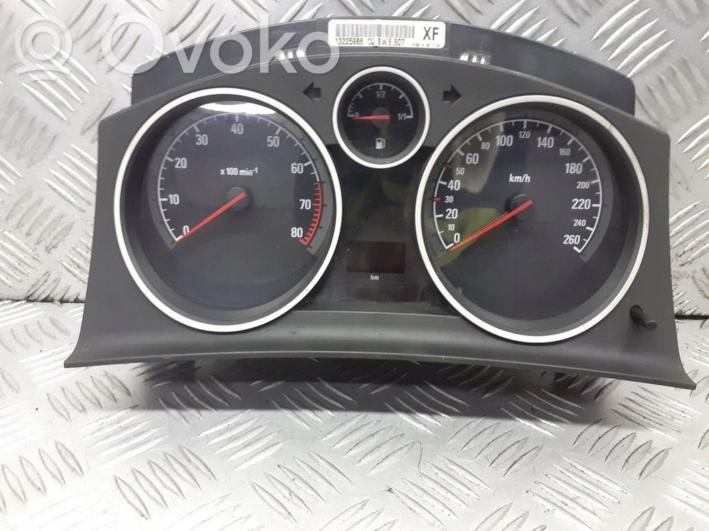 Tachometer   13225986