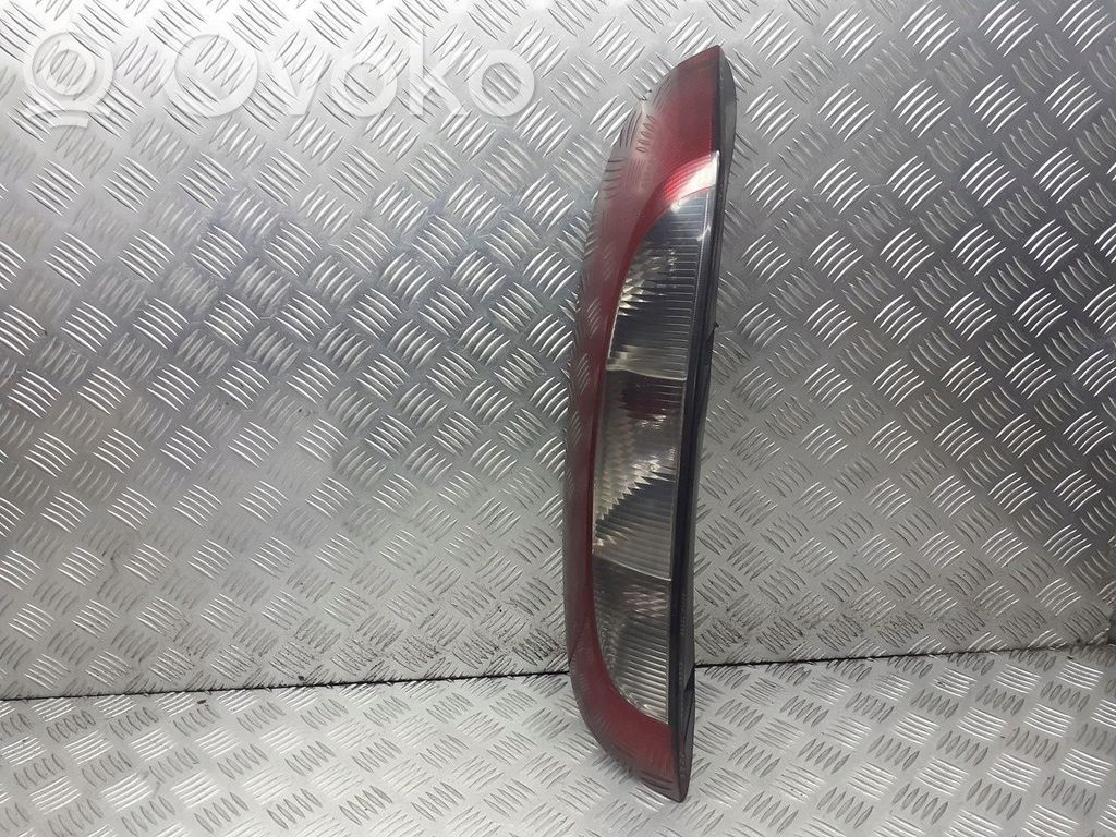 Luci posteriori   09114336