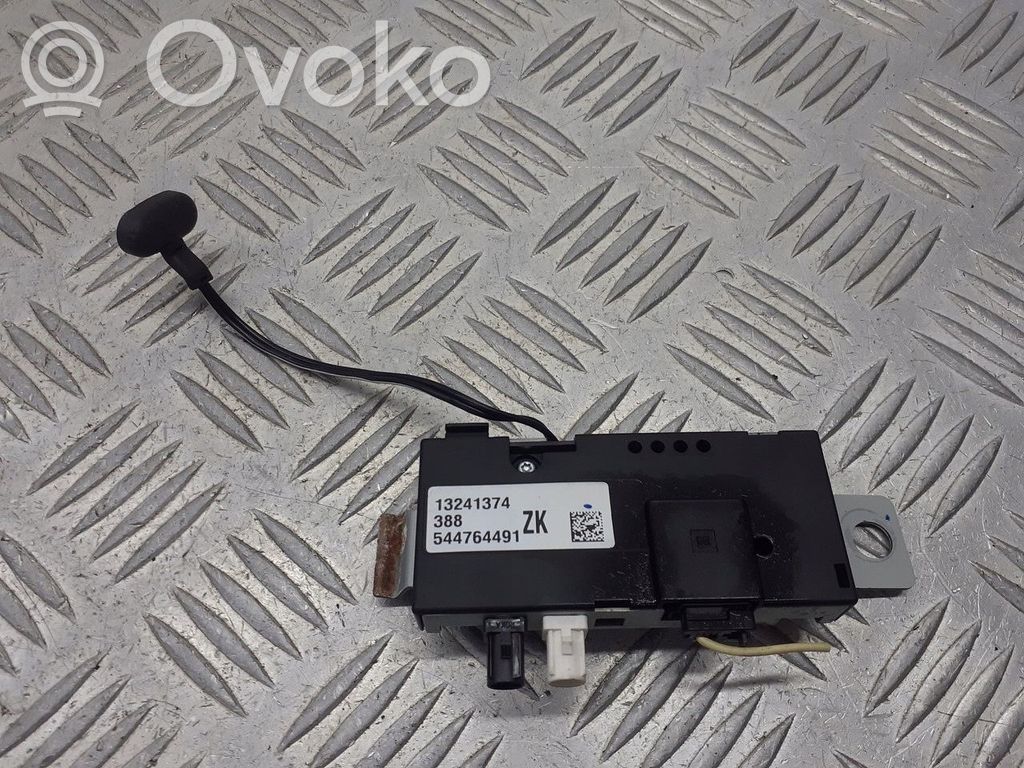 Opel Insignia A Amplificatore 