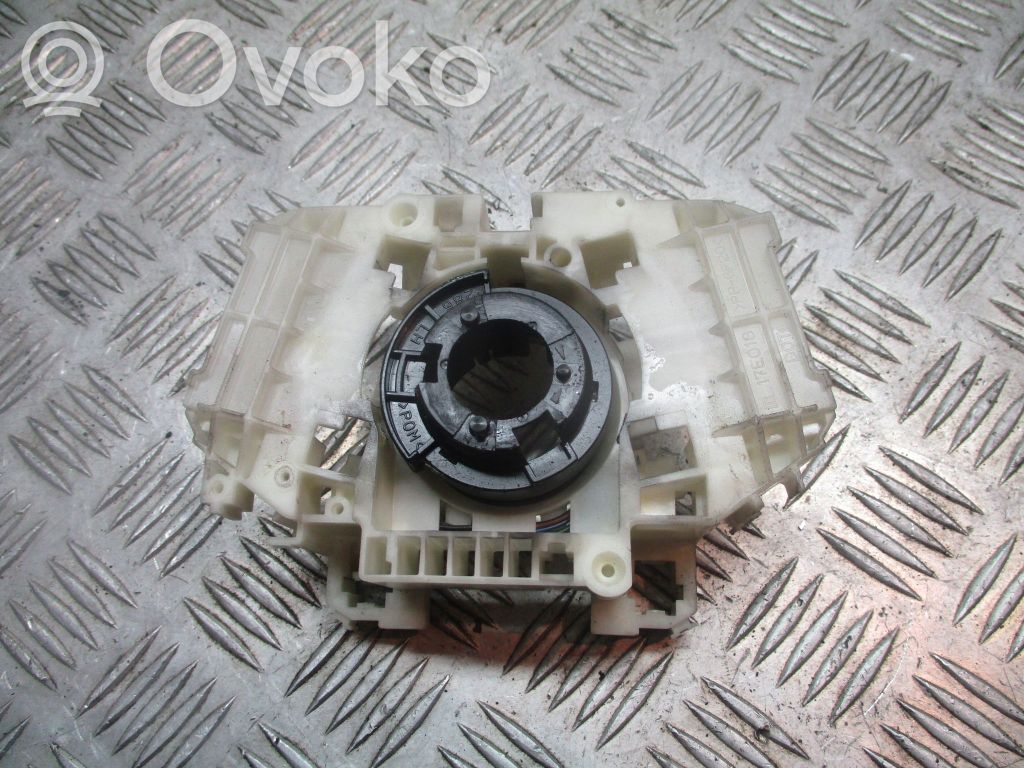 Mitsubishi Colt CZ3 Staffa supporto del triangolo d’emergenza
