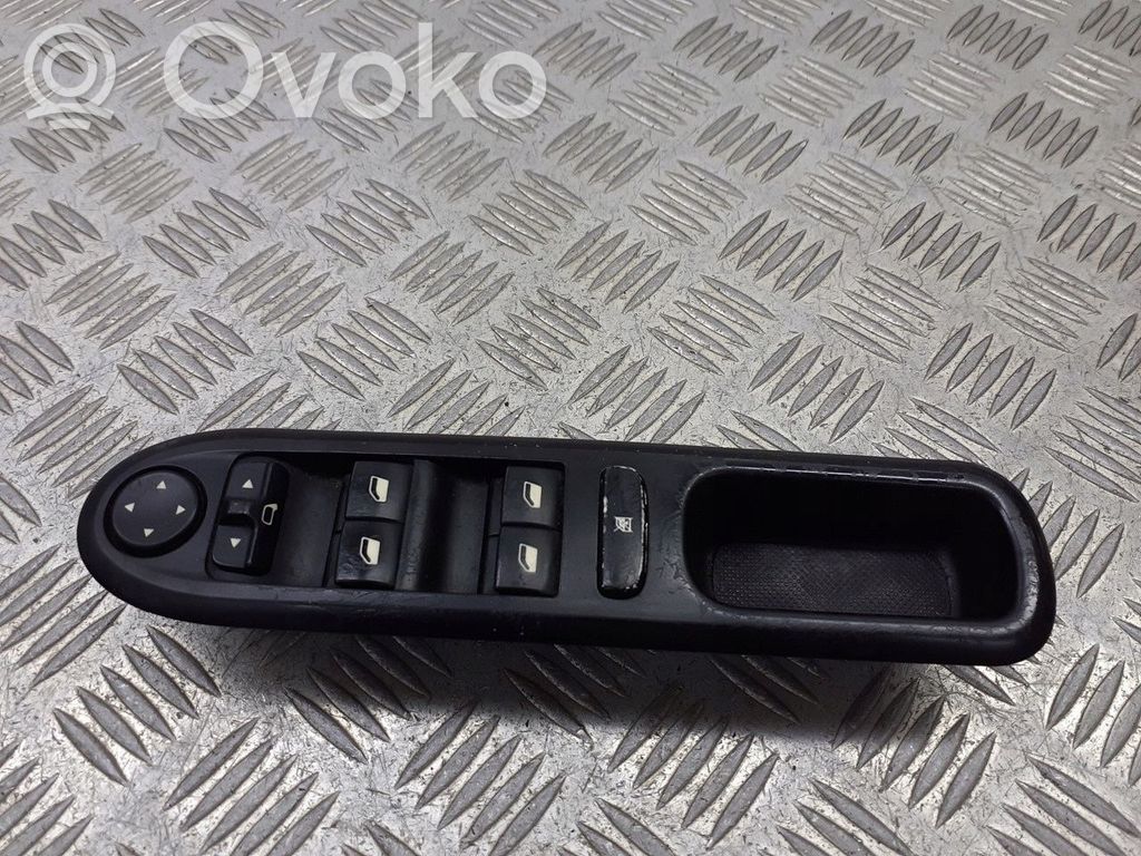 Peugeot 407 Rivestimento pulsantiera finestrino della portiera anteriore
