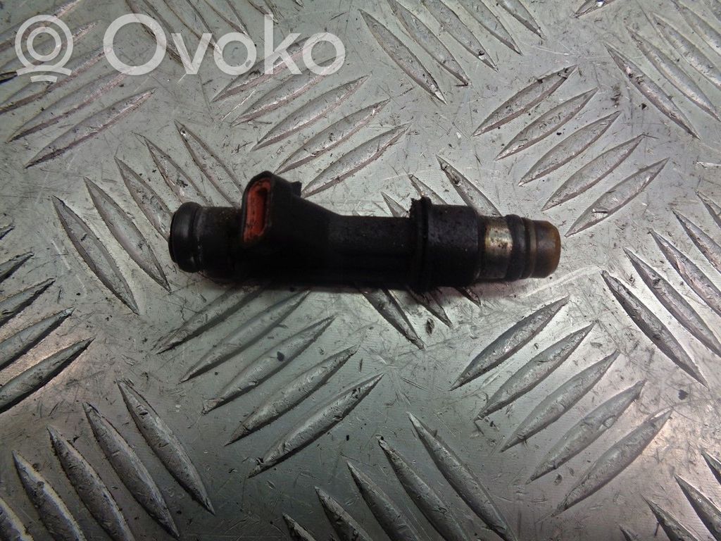 Daewoo Tacuma Juego de inyectores de combustible 