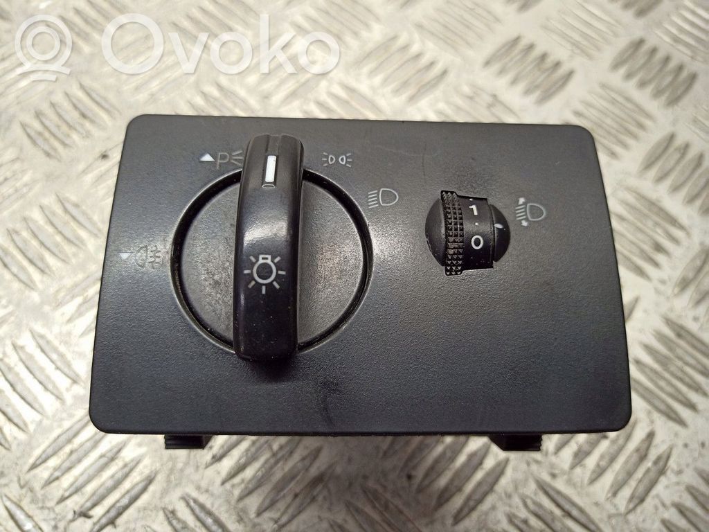 Lichtschalter   4M5T13A024EA