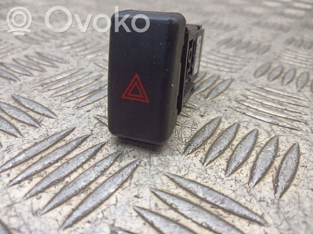 Hazard light switch   BP4K66H0