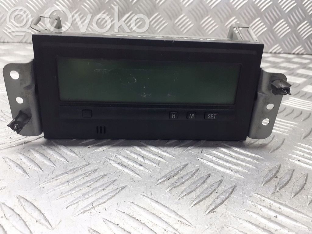 Speedometer control unit/module   MR381289