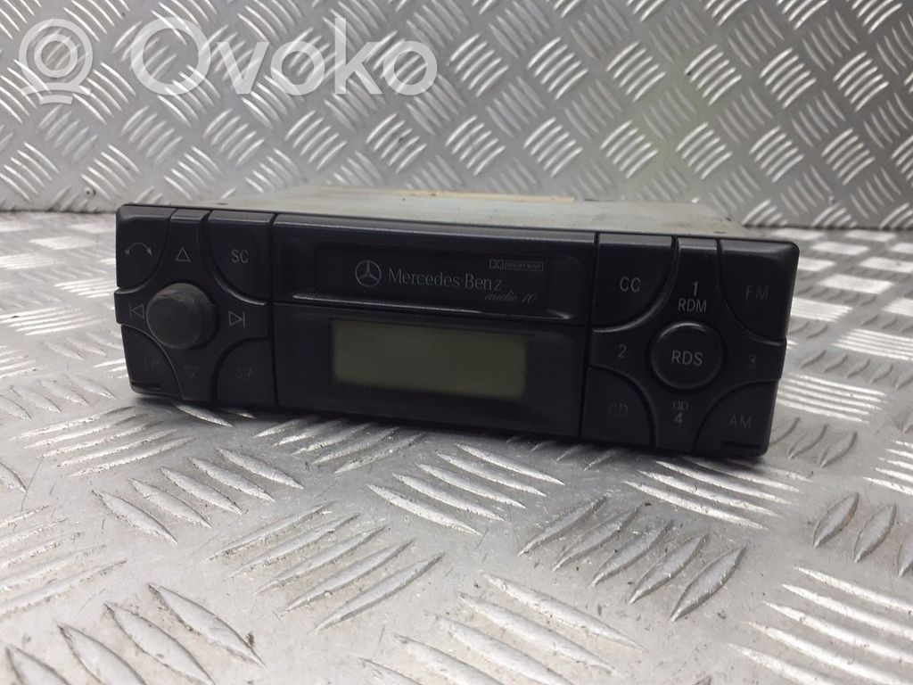 Mercedes-Benz Vaneo W414 Unità principale autoradio/CD/DVD/GPS