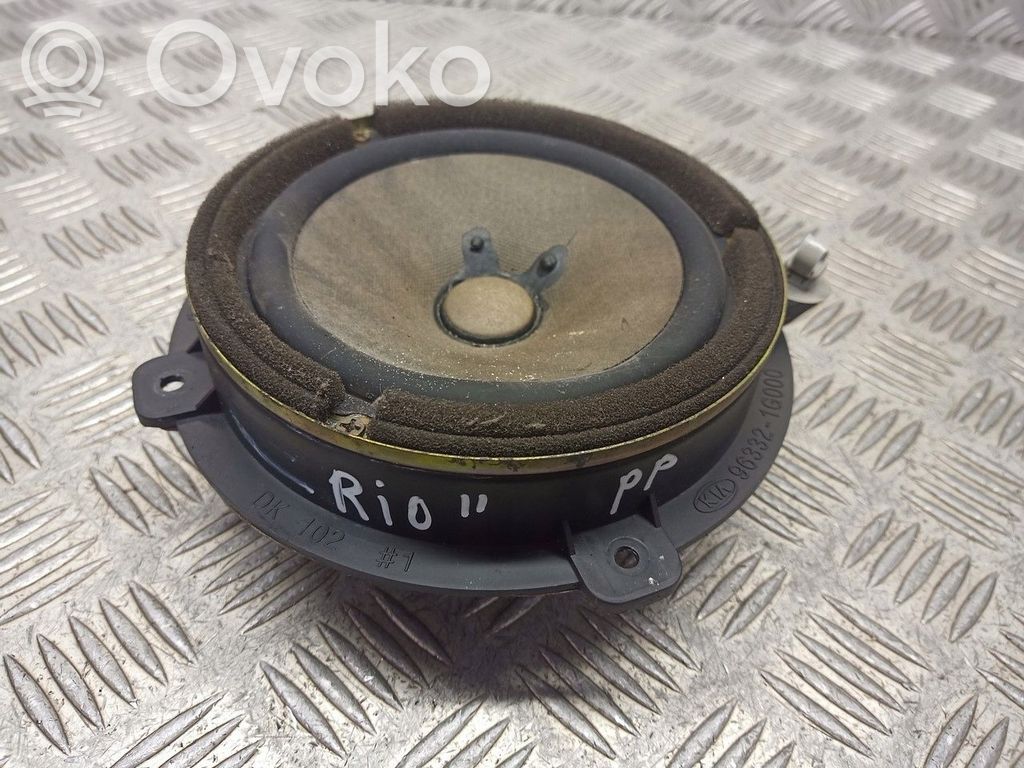 KIA Rio Subwoofer-bassokaiutin 