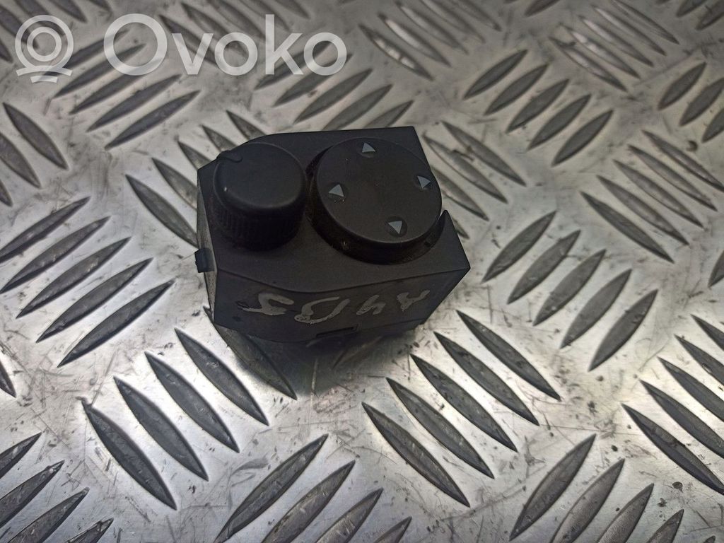 Audi A4 S4 B5 8D Interruptor del espejo lateral 