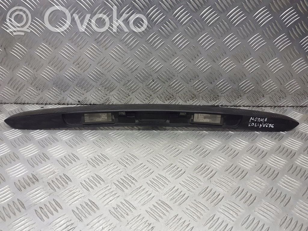 Renault Modus Becquet de lunette arrière 