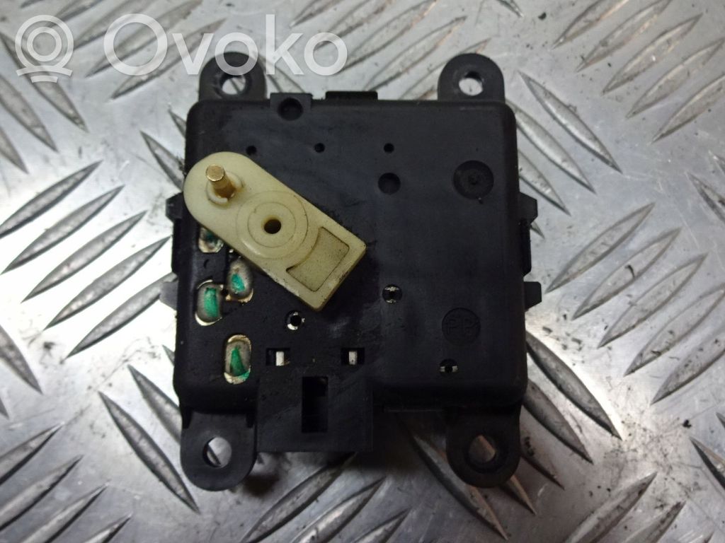 Nissan Terrano Motorino attuatore ricircolo aria dell’A/C 