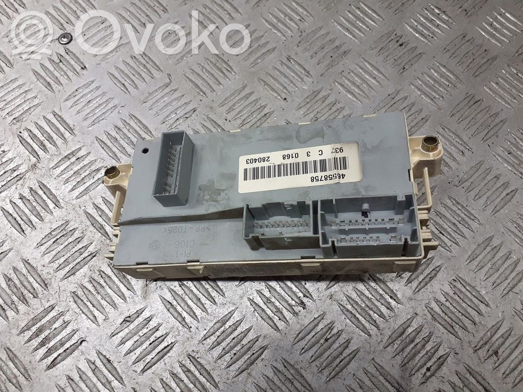 Alfa Romeo 147 Capac cutie siguranțe 