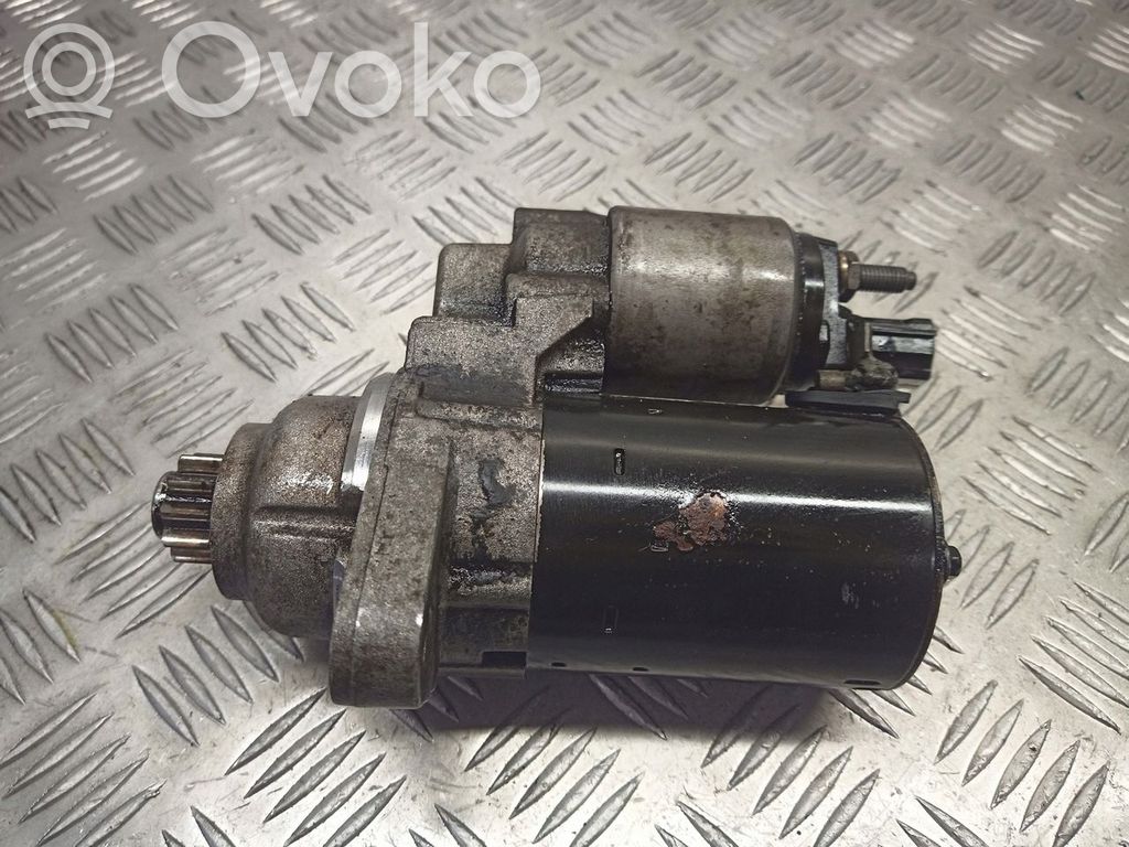 Skoda Octavia Mk2 (1Z) Rozrusznik 
