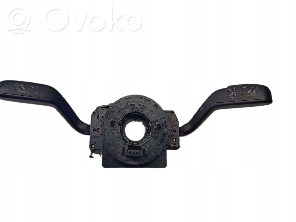 Skoda Fabia Mk2 (5J) Interruttore fari e tergicristallo
