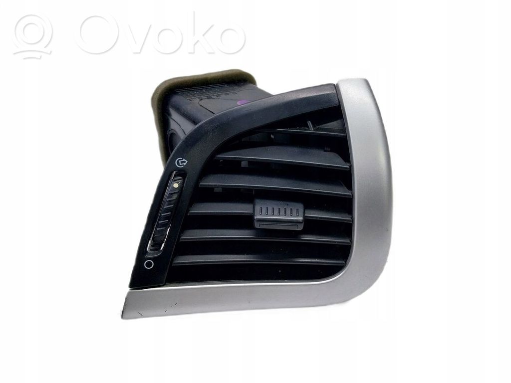 Peugeot 206+ Copertura griglia di ventilazione laterale cruscotto 