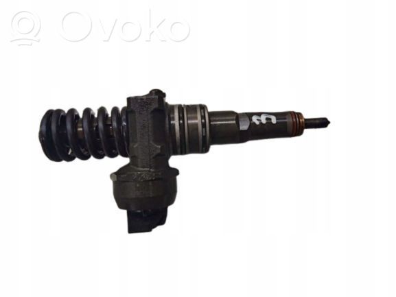 Inyector de combustible   038130073AG