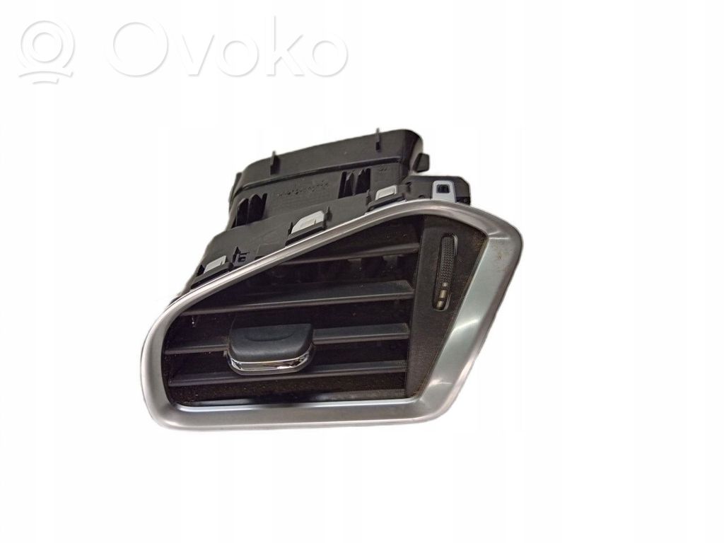 Citroen C4 II Grilă ventilație/ramă laterală bord 
