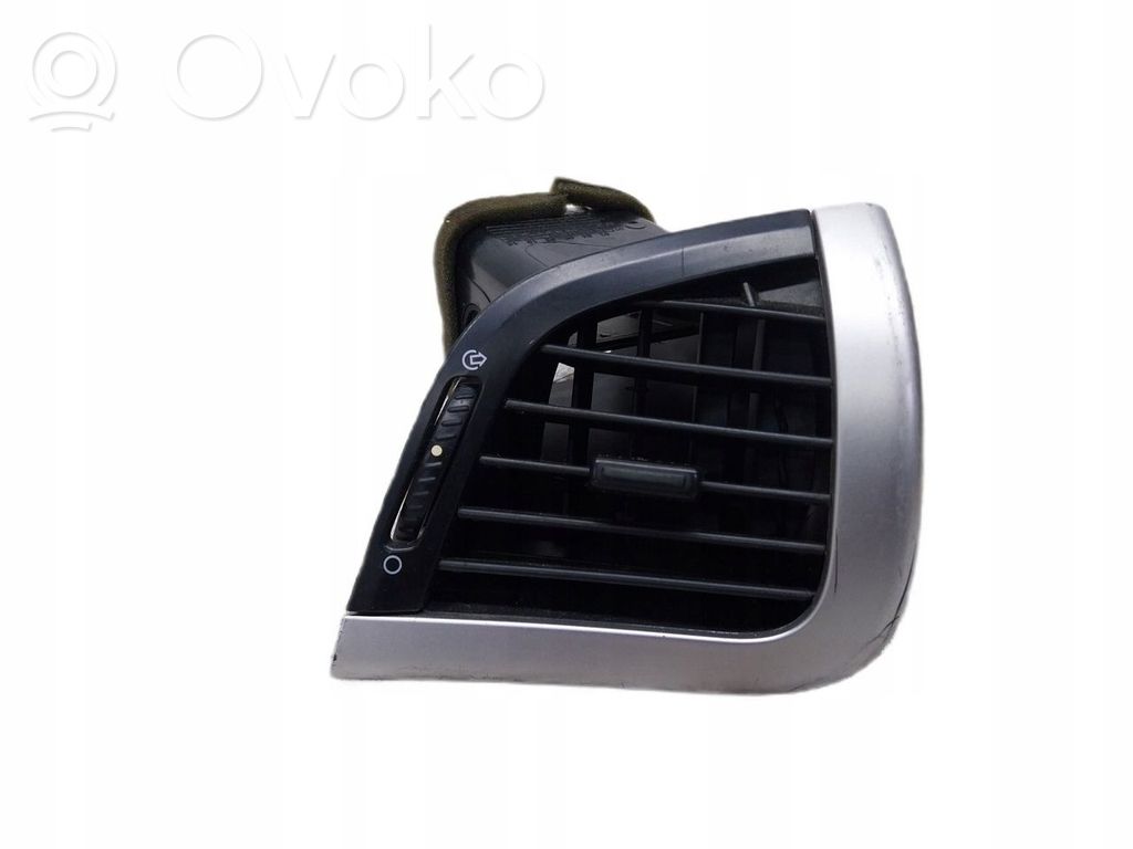 Peugeot 206+ Copertura griglia di ventilazione laterale cruscotto 