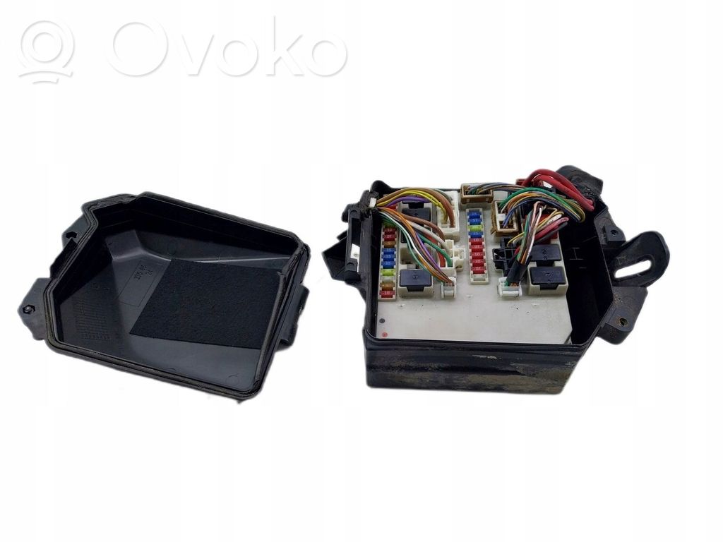 High voltage junction box   8200314276