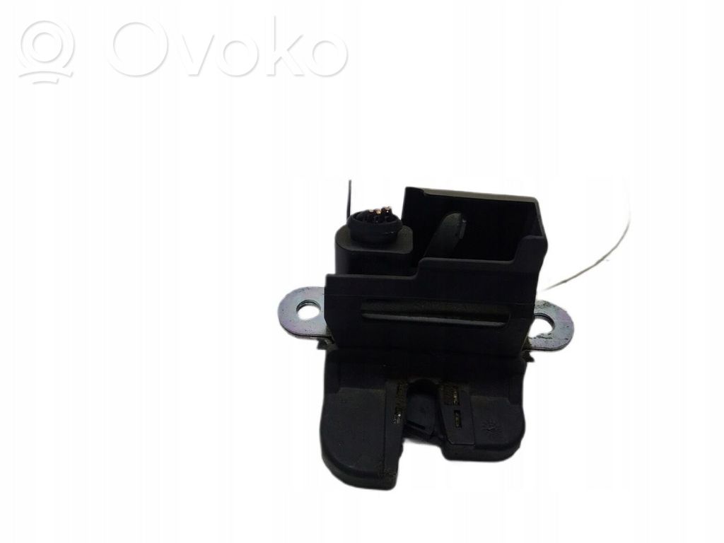 Volkswagen PASSAT B6 Anello/gancio chiusura/serratura del vano motore/cofano