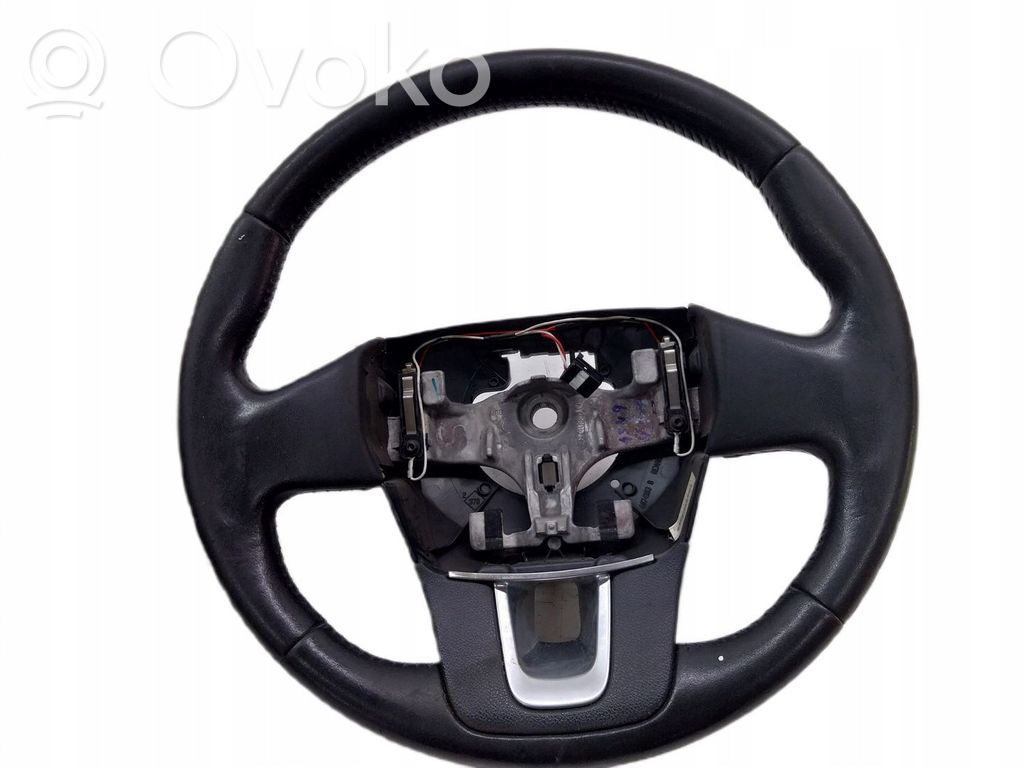 Lenkrad   484300013R