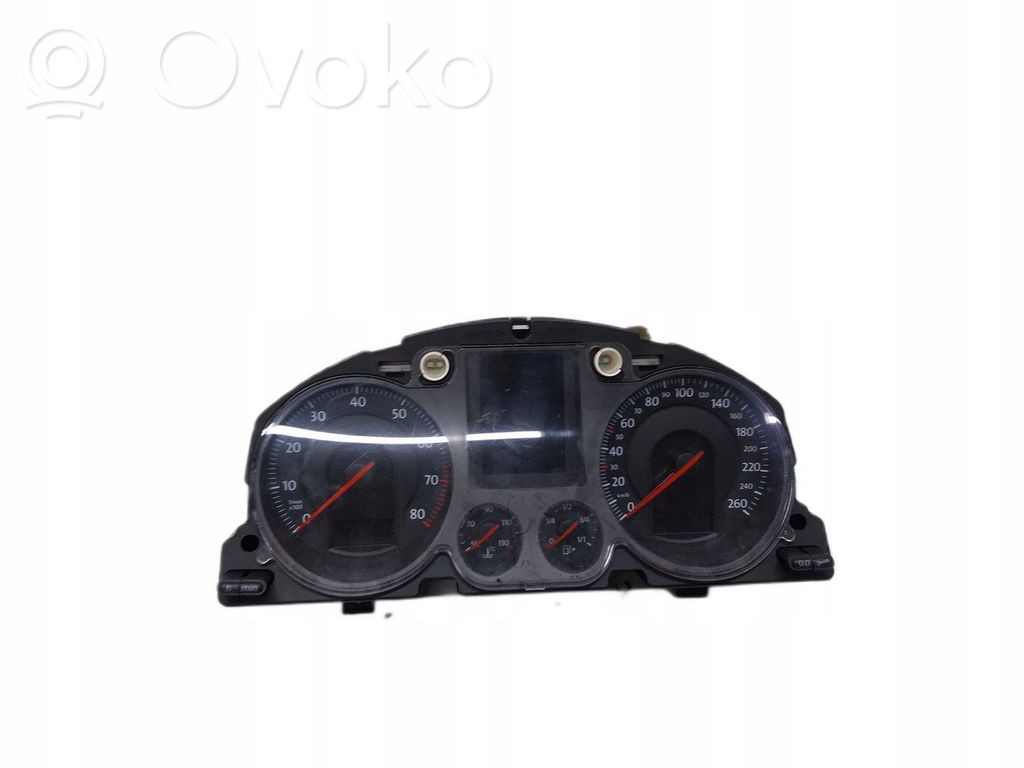 Volkswagen PASSAT B6 Tachometer 