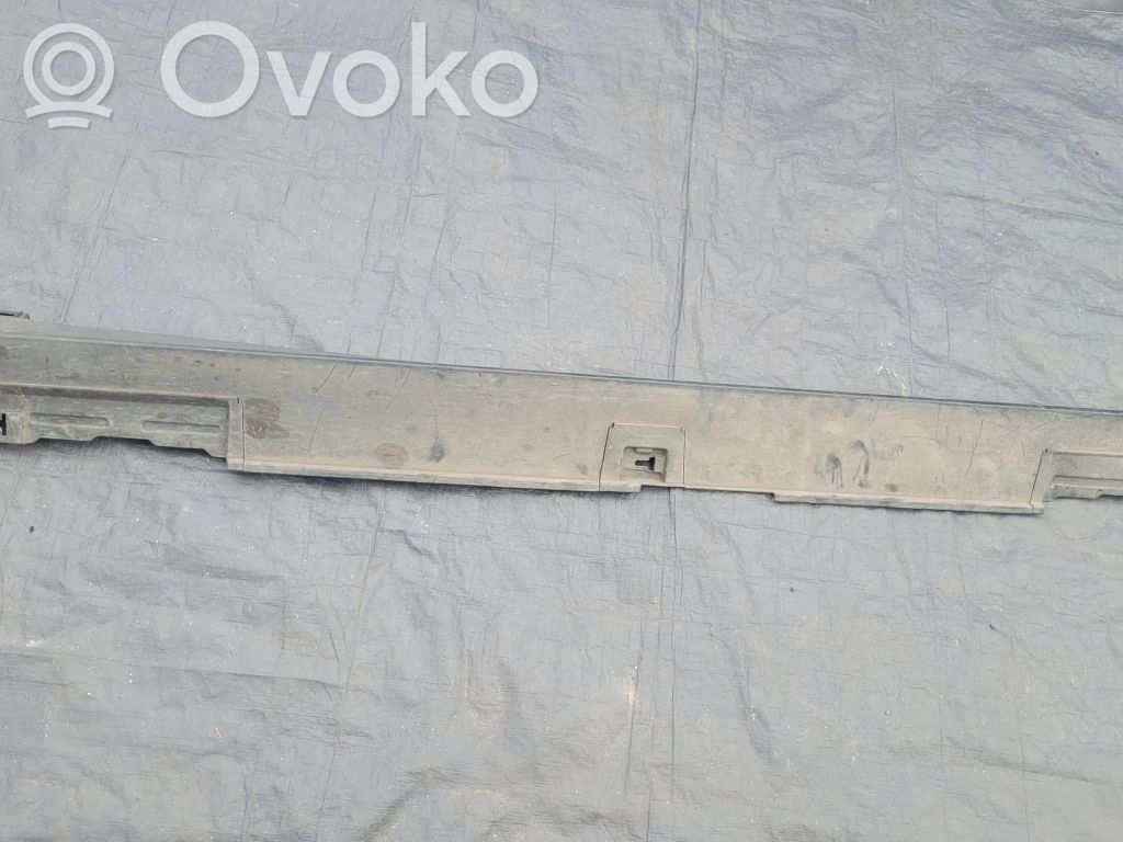 Mazda CX-30 Sill/side skirt trim 